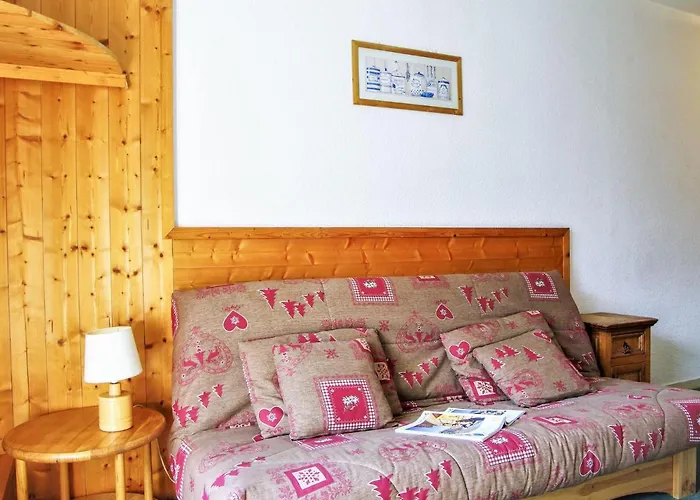 Le Chailloud-4 By Interhome *